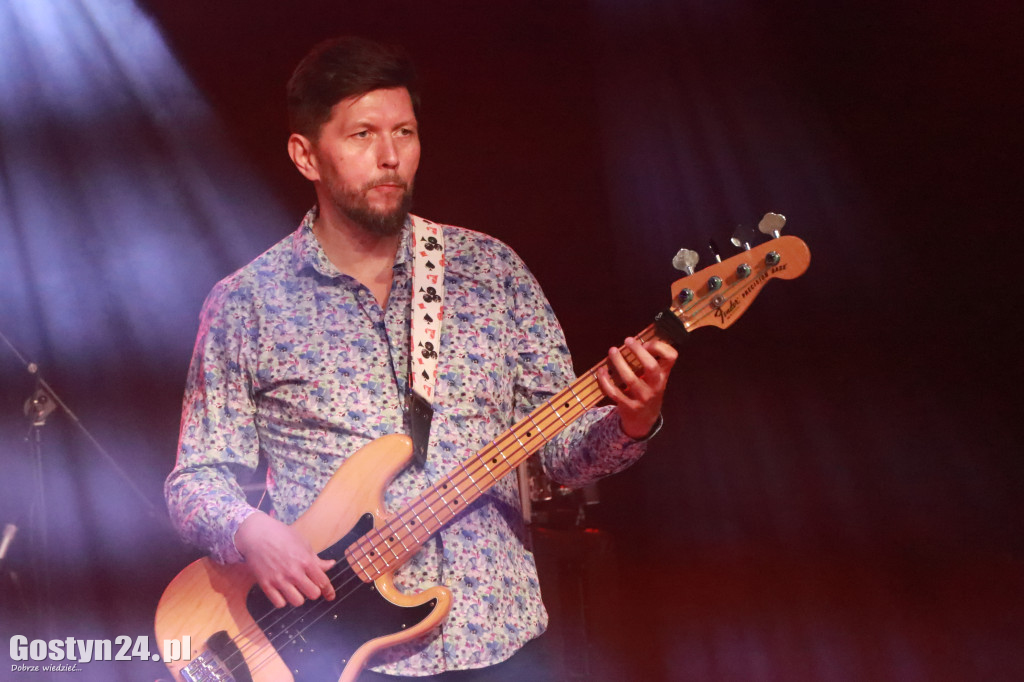 Koncert zespołu Szulerzy w CKiB w Piaskach