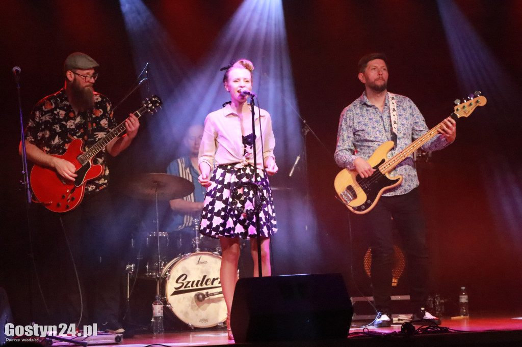 Koncert zespołu Szulerzy w CKiB w Piaskach