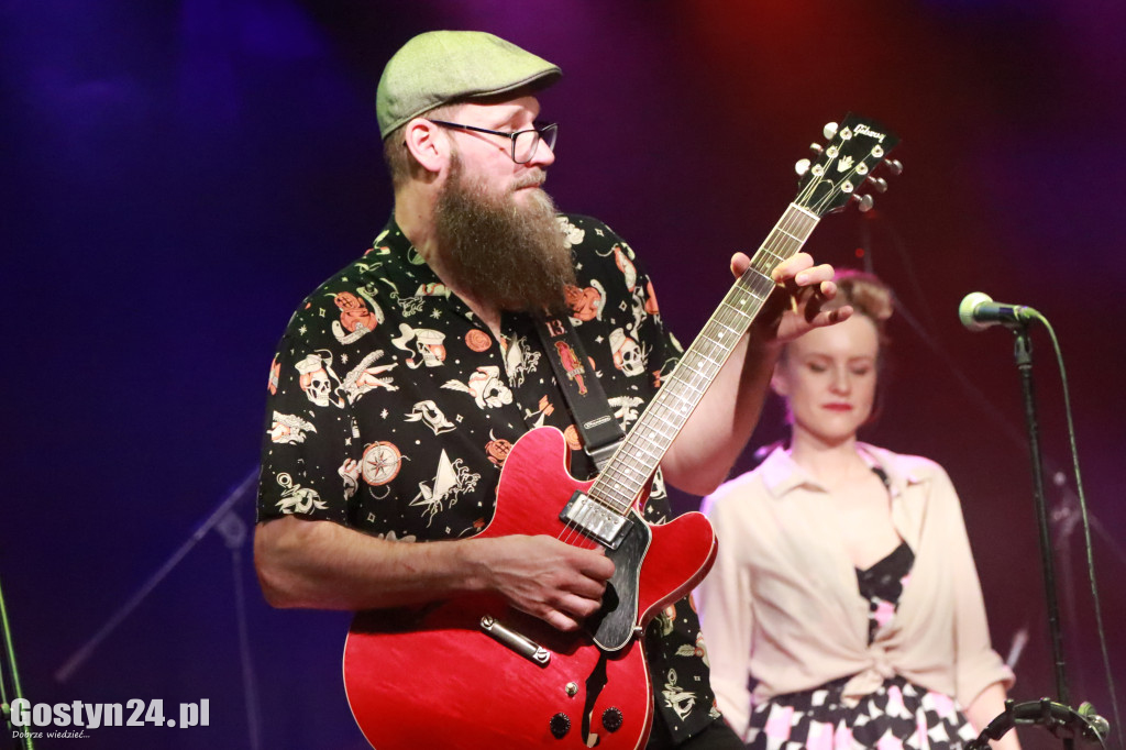 Koncert zespołu Szulerzy w CKiB w Piaskach