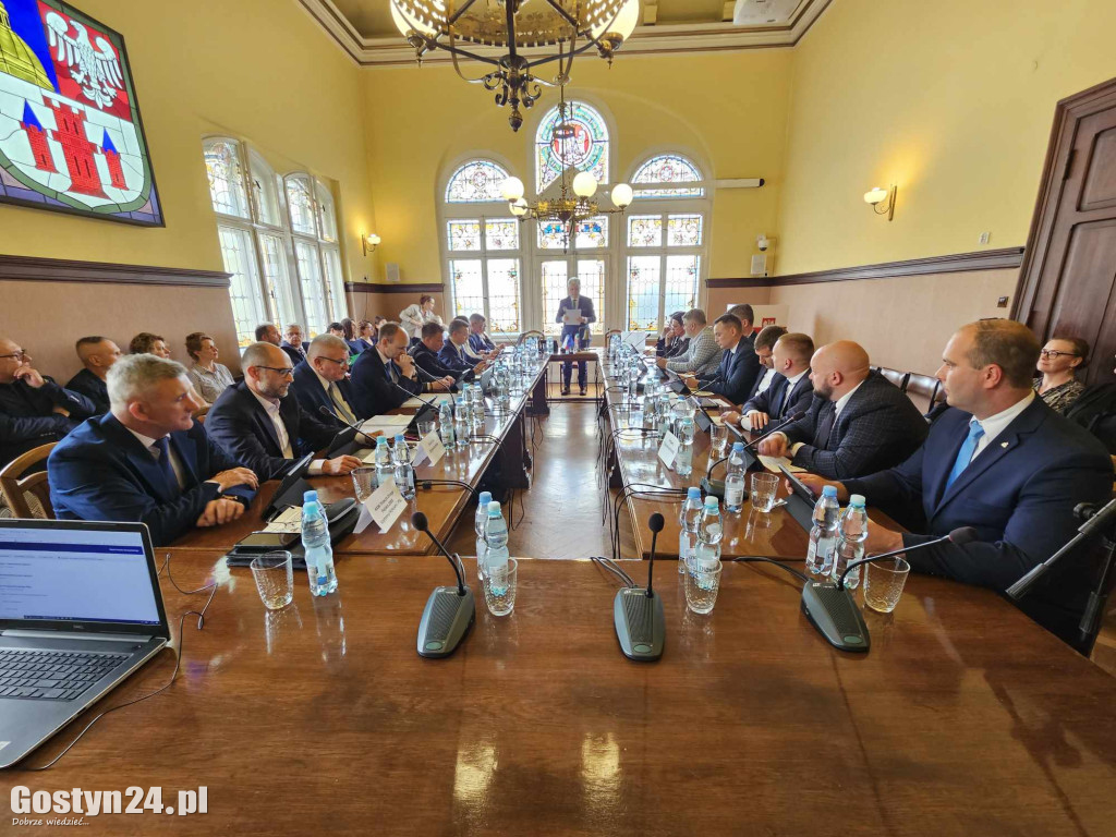 Pierwsze sesja nowej kadencji Rady Powiatu Gostyńskiego