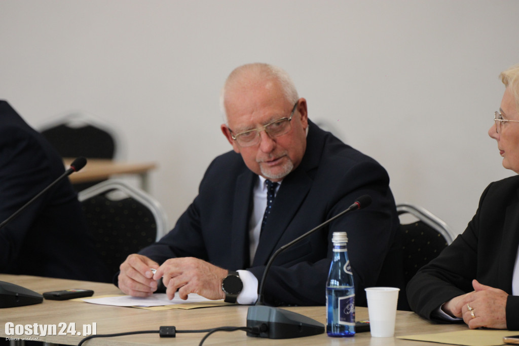 Pierwsza sesja nowej kadencji Rady Gminy Pępowo