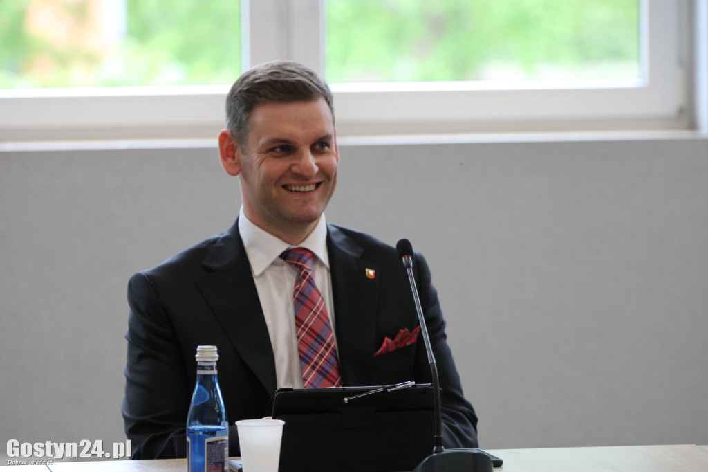 Pierwsza sesja nowej kadencji Rady Gminy Pępowo