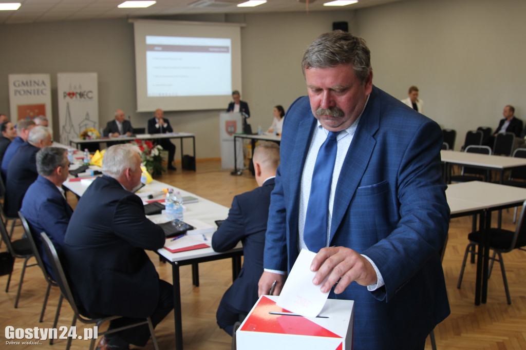 Pierwsza w nowej kadencji sesja Rady Miejskiej Ponieca