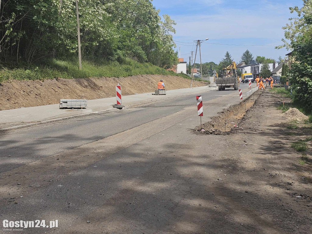 Remont drogi powiatowej w Brzeziu