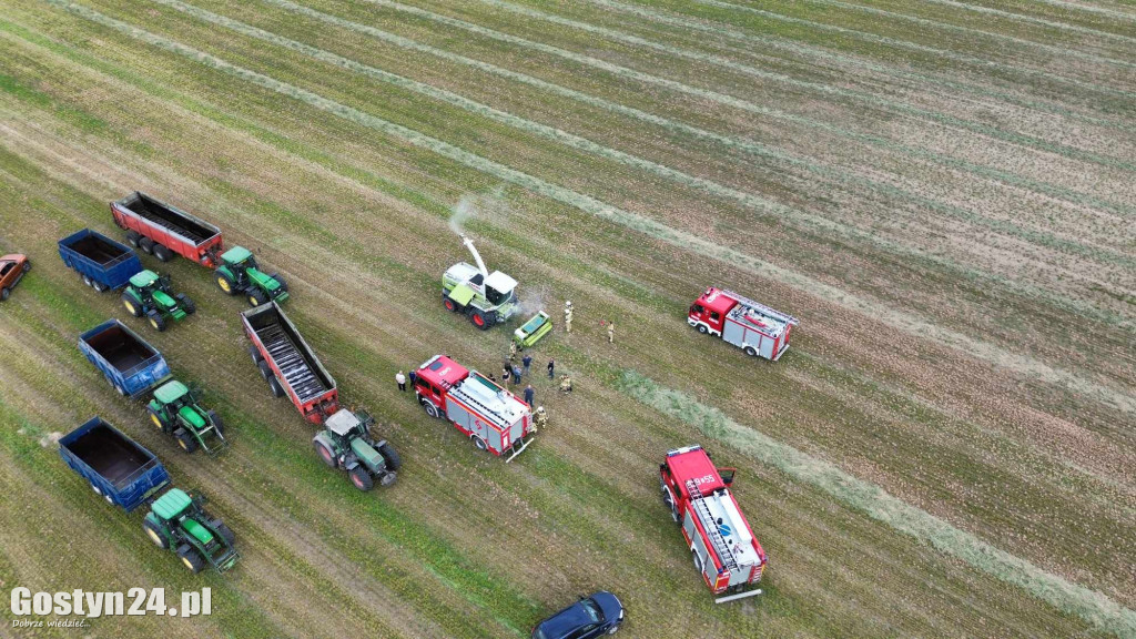 Pożar siaczkarni polowej w rejonie Jeżewa