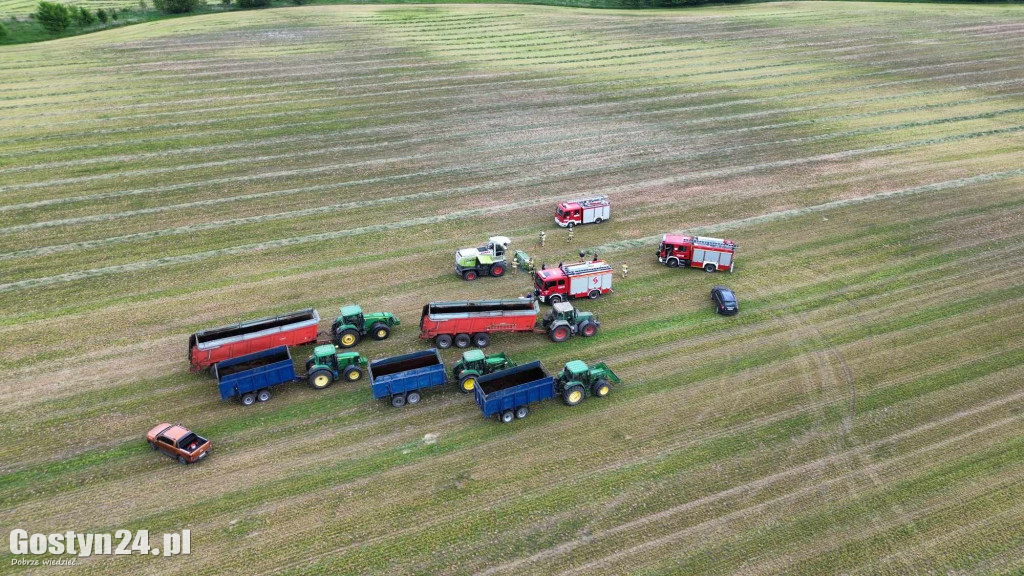 Pożar siaczkarni polowej w rejonie Jeżewa