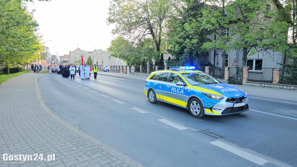 Pierwsza w tym roku Procesja Fatimska ulicami Gostynia