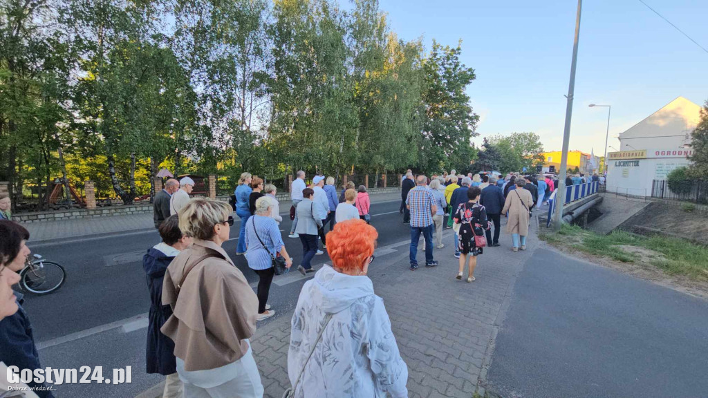 Pierwsza w tym roku Procesja Fatimska ulicami Gostynia