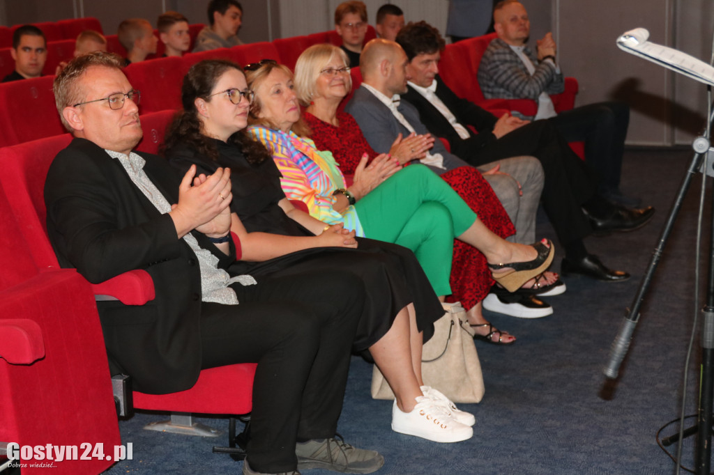Konkurs wiedzy o historii Gostynia w kinie
