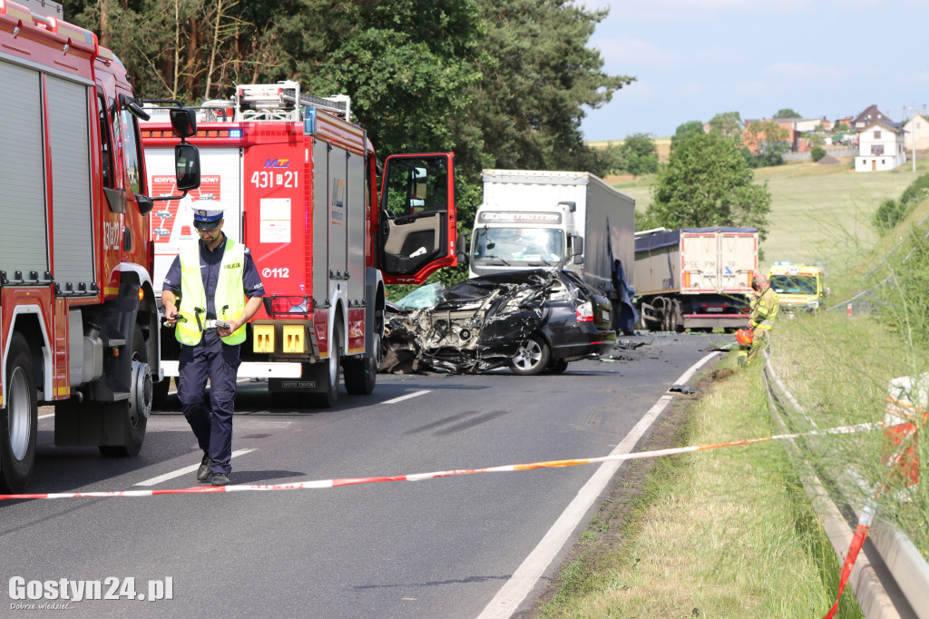 Koszmarny wypadek pomiędzy Stężycą a Bielewem
