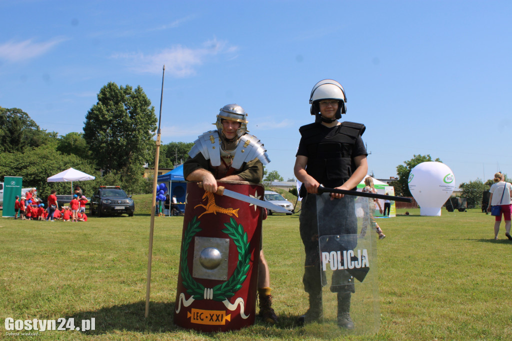 Piknik Militarny z okazji Dnia Dziecka w Karolewie