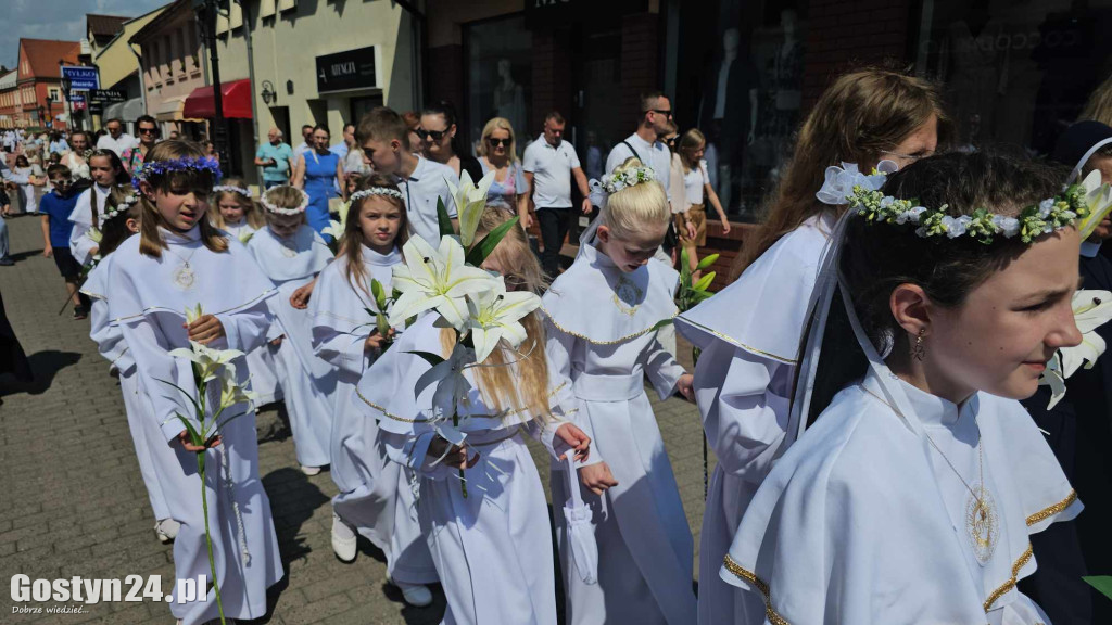 Procesja Bożego Ciała przeszła ulicami Gostynia