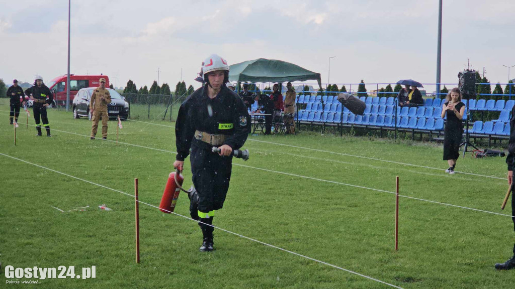 Zawody OSP na stadionie w Pogorzeli