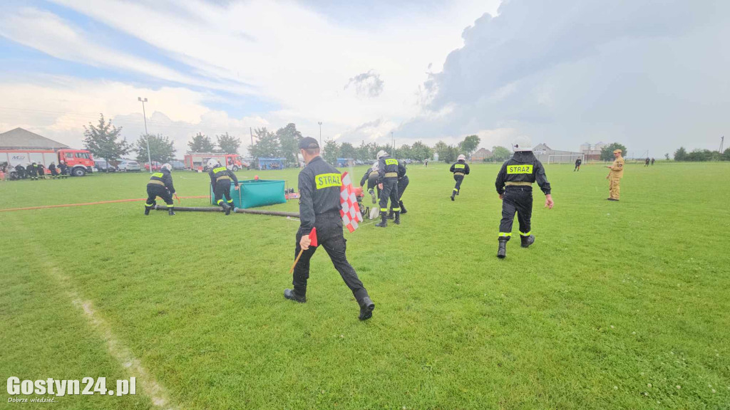 Zawody OSP na stadionie w Pogorzeli