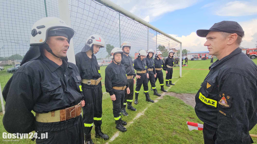 Zawody OSP na stadionie w Pogorzeli