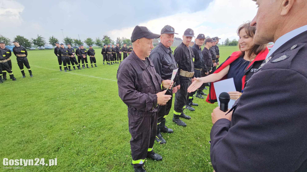 Zawody OSP na stadionie w Pogorzeli