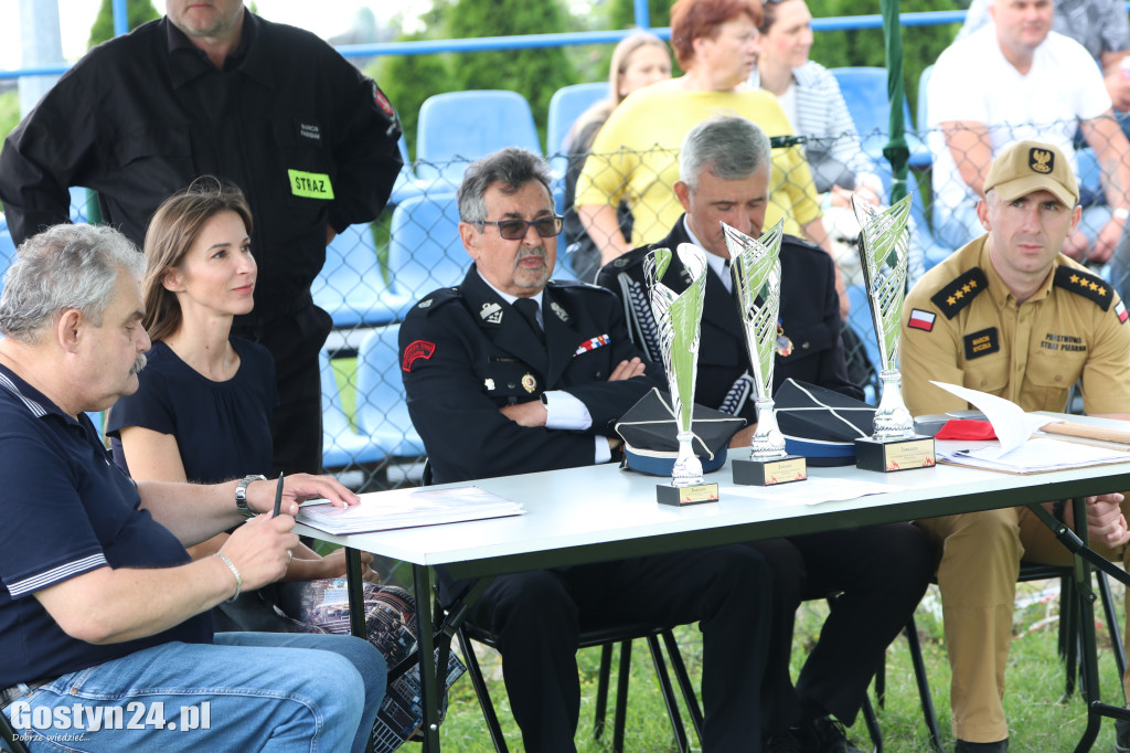 Zawody OSP na stadionie w Pogorzeli