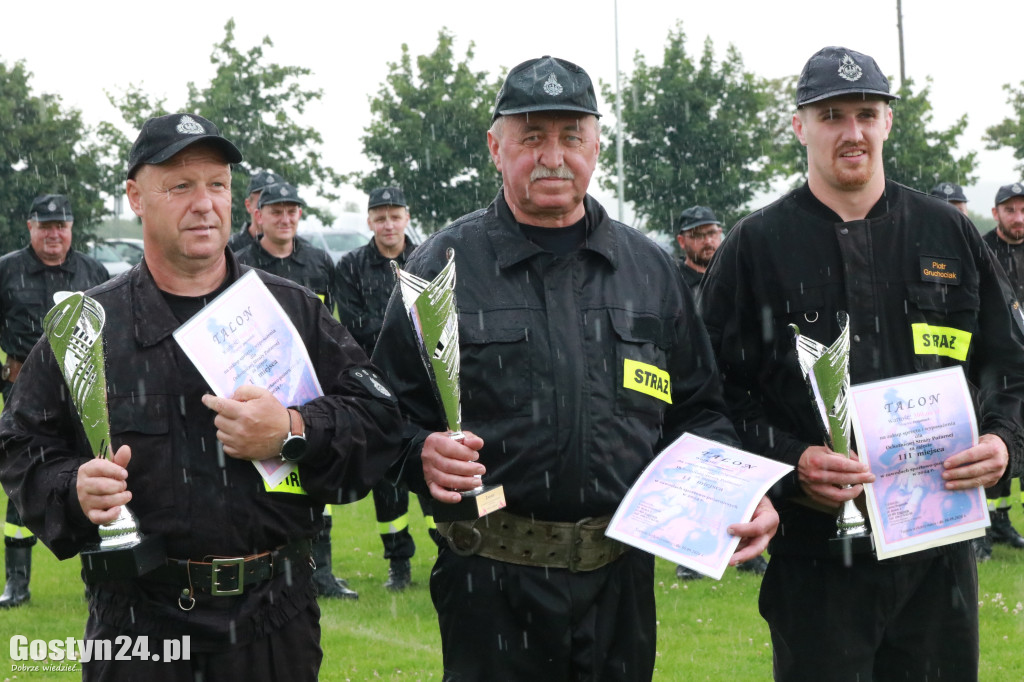 Zawody OSP na stadionie w Pogorzeli
