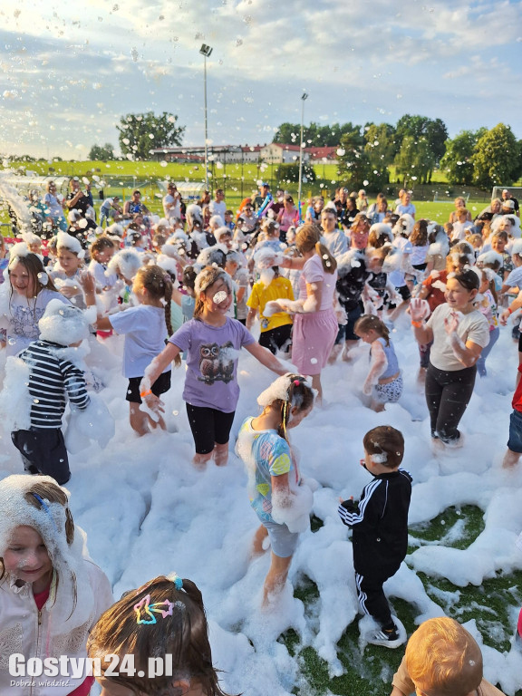 Sportowy Dzień Dziecka na gostyńskim stadionie