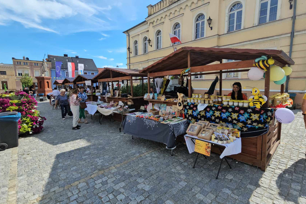 Jarmark miejski w Krobi i przekazanie kluczy przedsiębiorcom
