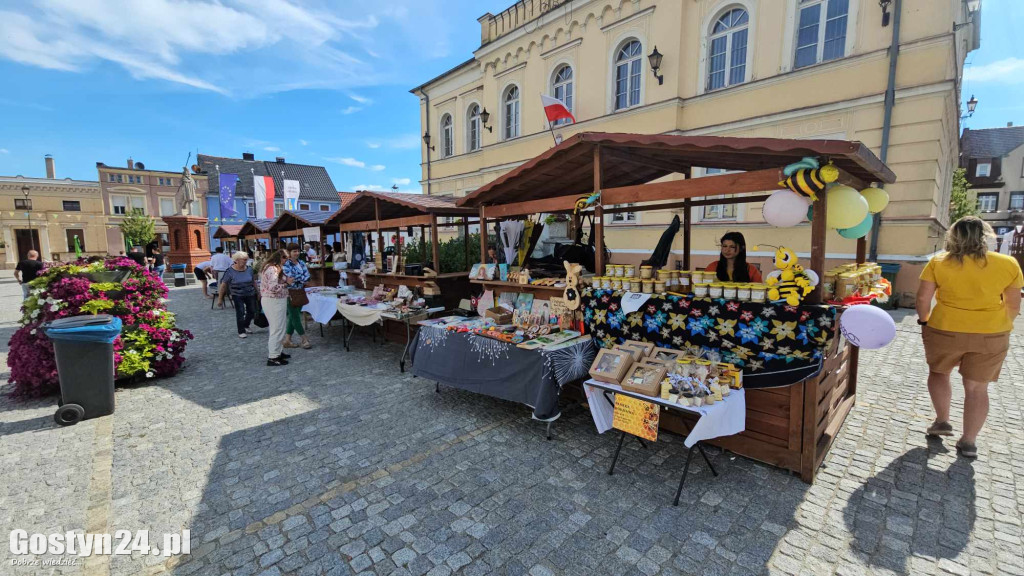 Jarmark miejski w Krobi i przekazanie kluczy przedsiębiorcom