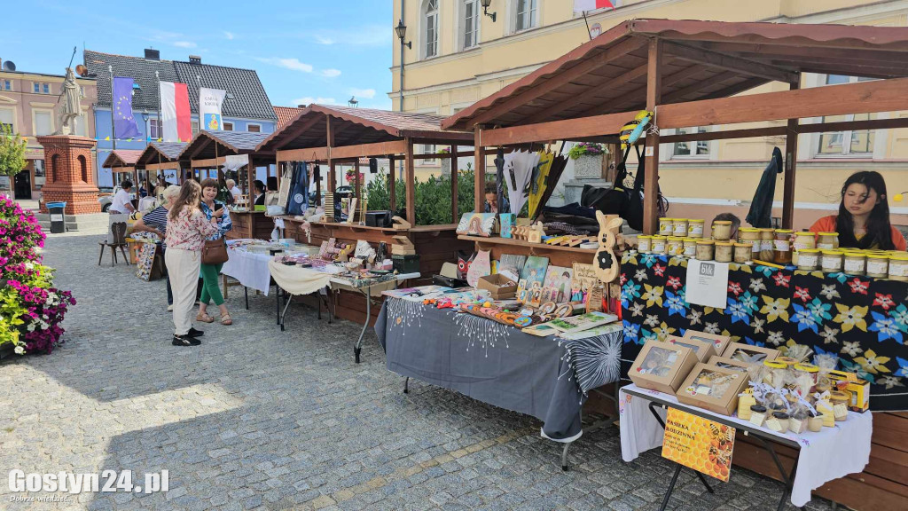 Jarmark miejski w Krobi i przekazanie kluczy przedsiębiorcom