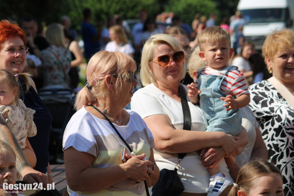 Festyn u sióstr służebniczek w Podrzeczu