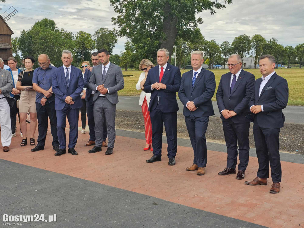 Otwarcie nowej ścieżki rowerowej w Pępowie