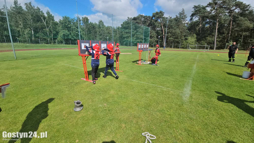 Zawody OSP na kompleksie sportowym w Piaskach