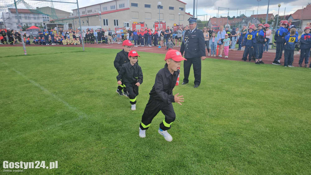 Zawody OSP na kompleksie sportowym w Piaskach
