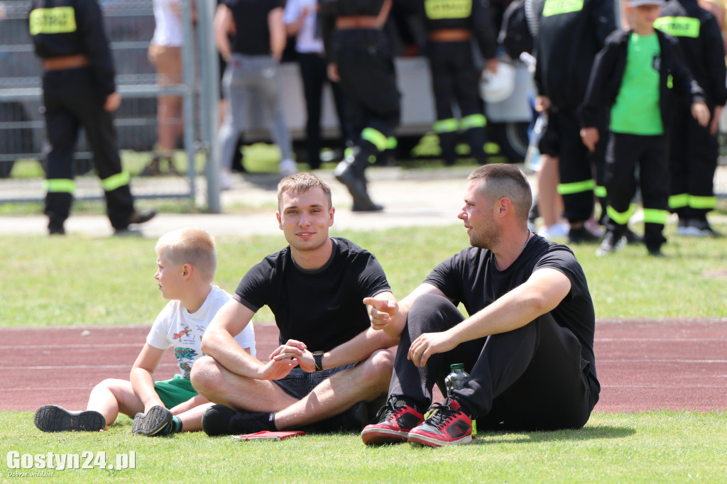 Zawody OSP na kompleksie sportowym w Piaskach