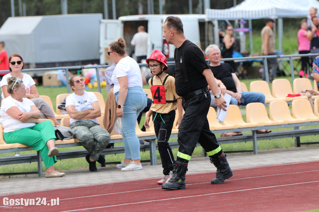 Zawody OSP na kompleksie sportowym w Piaskach