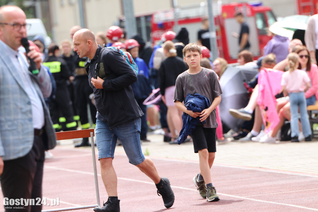 Zawody OSP na kompleksie sportowym w Piaskach