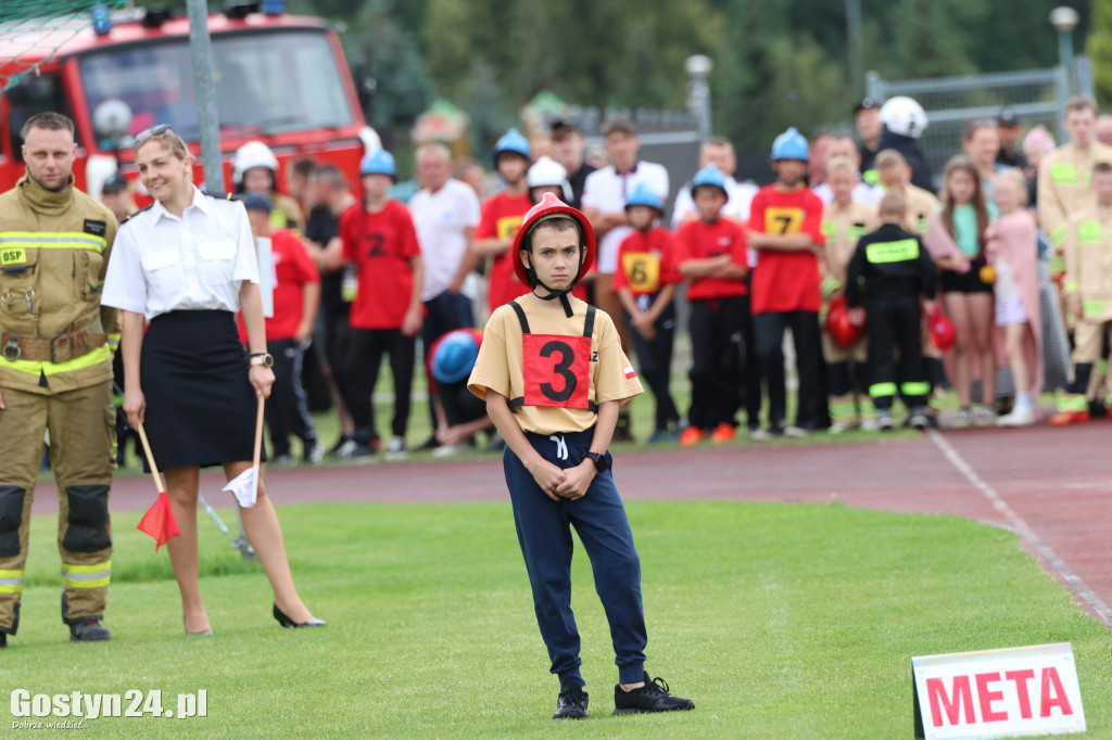 Zawody OSP na kompleksie sportowym w Piaskach