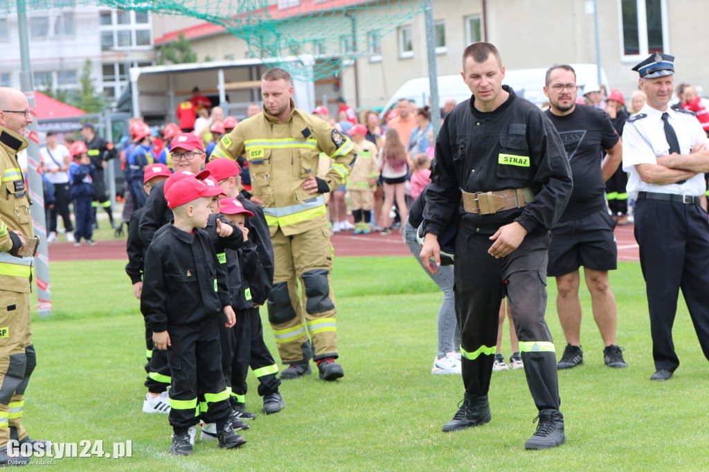 Zawody OSP na kompleksie sportowym w Piaskach
