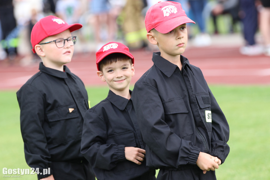 Zawody OSP na kompleksie sportowym w Piaskach