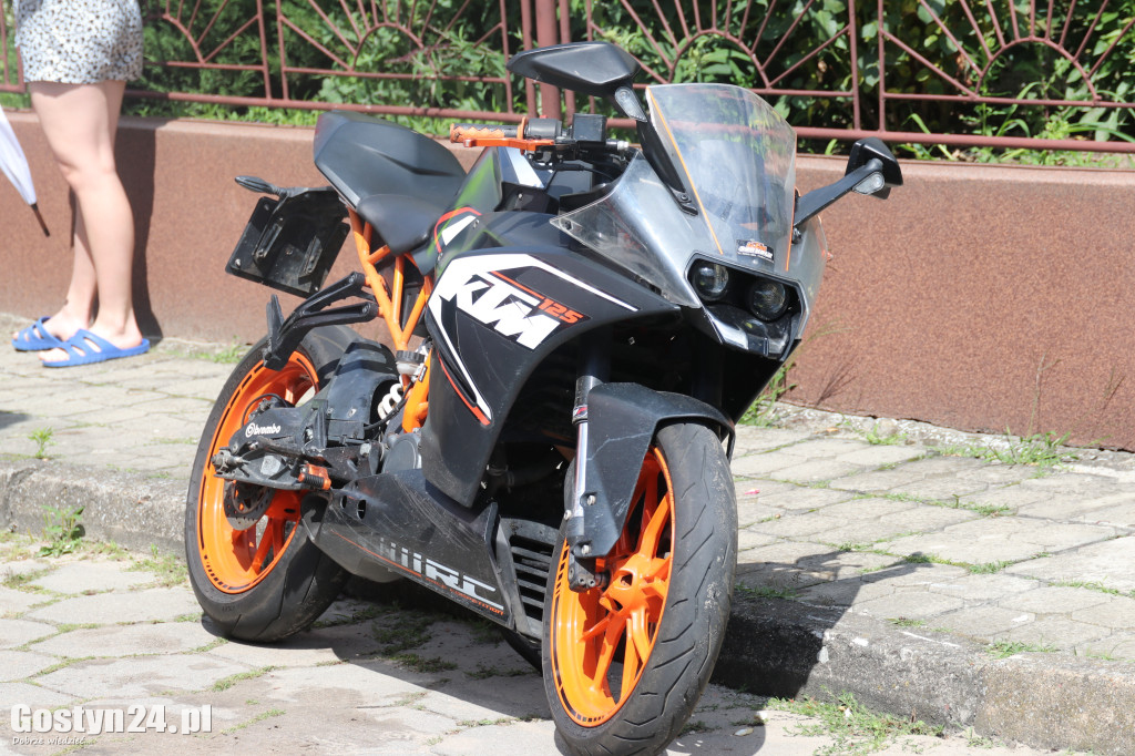 Zdarzenie z udziałem motocyklisty w Piaskach