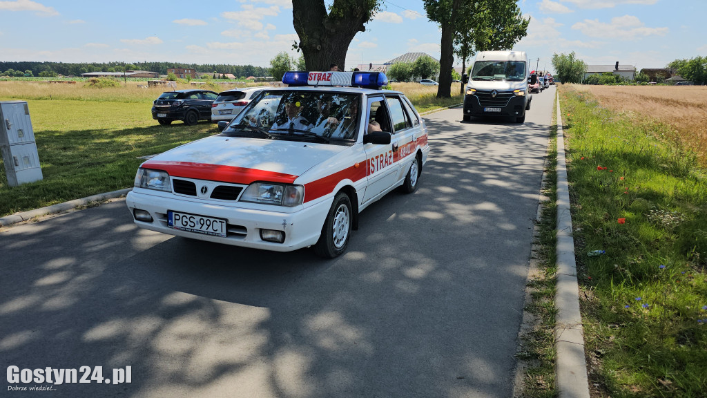 Strażacki Piknik Historyczny w Dzięczynie