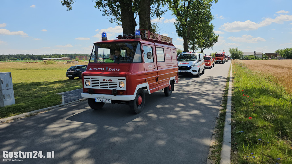 Strażacki Piknik Historyczny w Dzięczynie