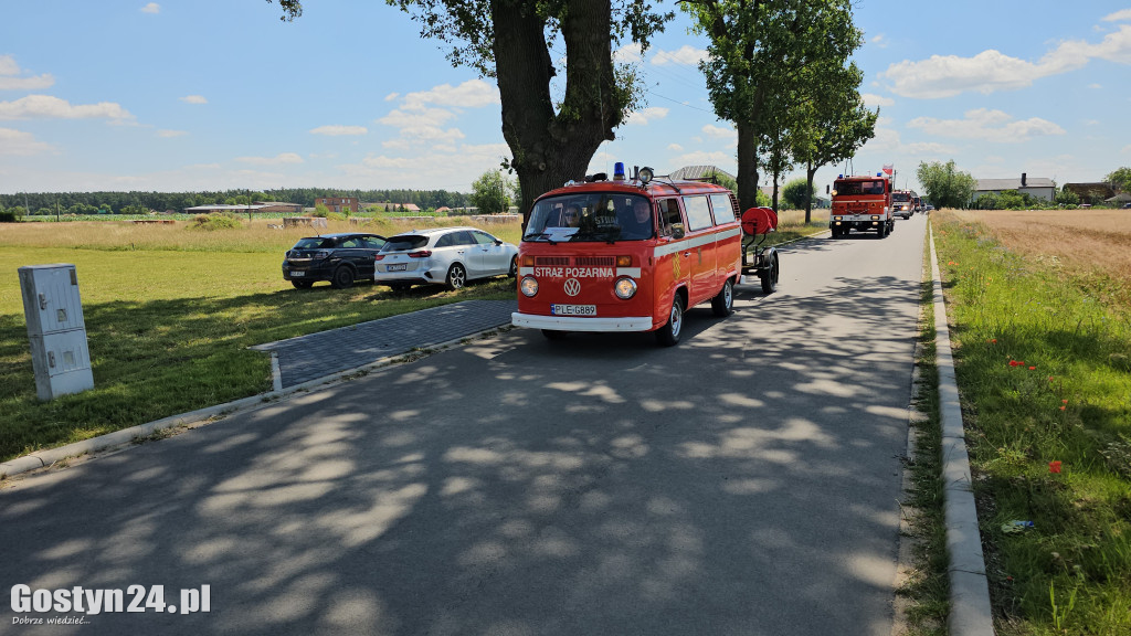 Strażacki Piknik Historyczny w Dzięczynie