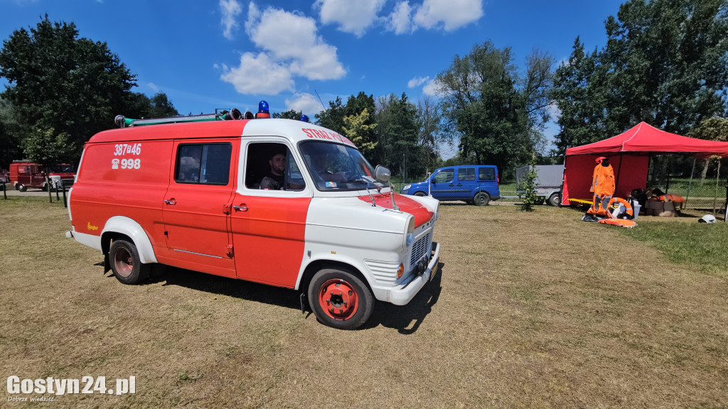 Strażacki Piknik Historyczny w Dzięczynie
