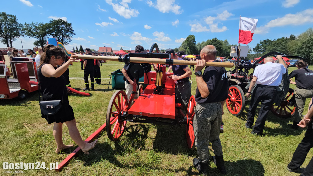 Strażacki Piknik Historyczny w Dzięczynie