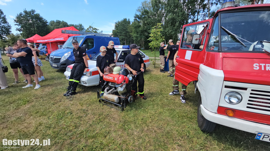 Strażacki Piknik Historyczny w Dzięczynie
