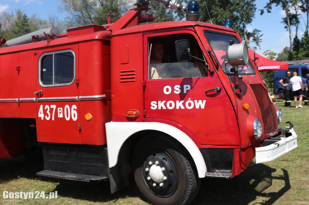 Strażacki Piknik Historyczny w Dzięczynie