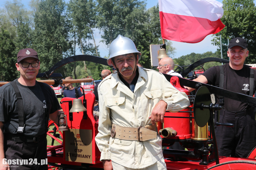 Strażacki Piknik Historyczny w Dzięczynie