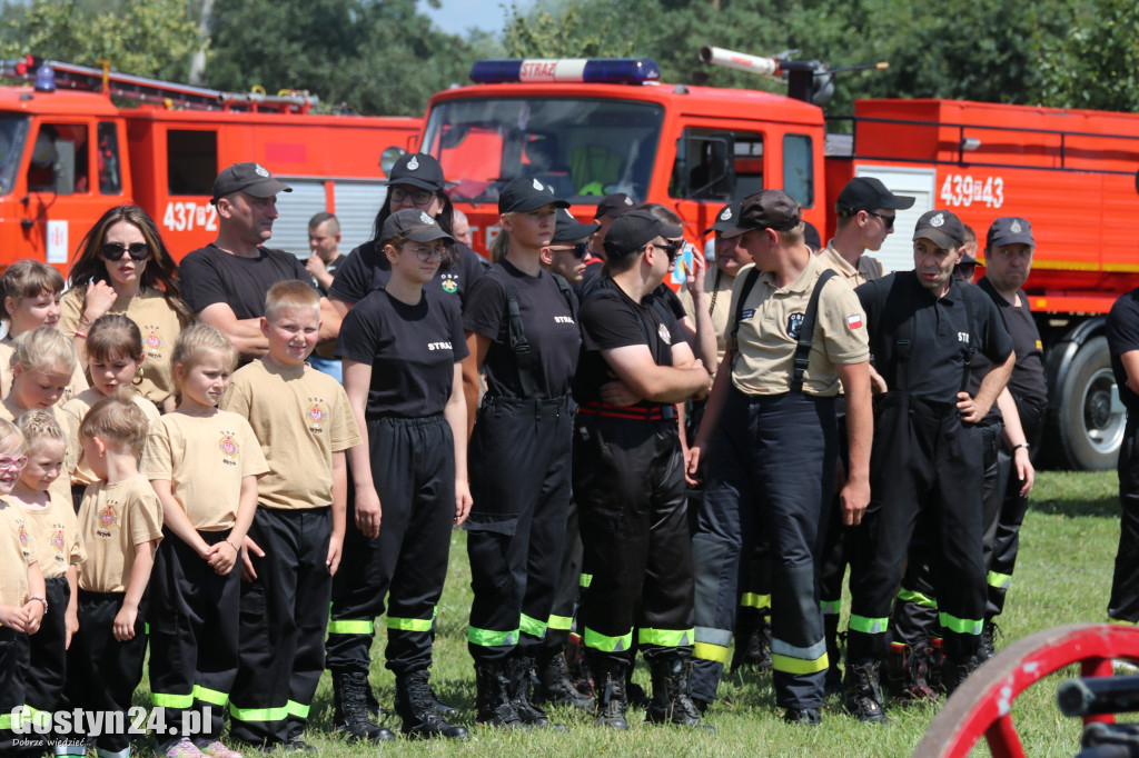 Strażacki Piknik Historyczny w Dzięczynie