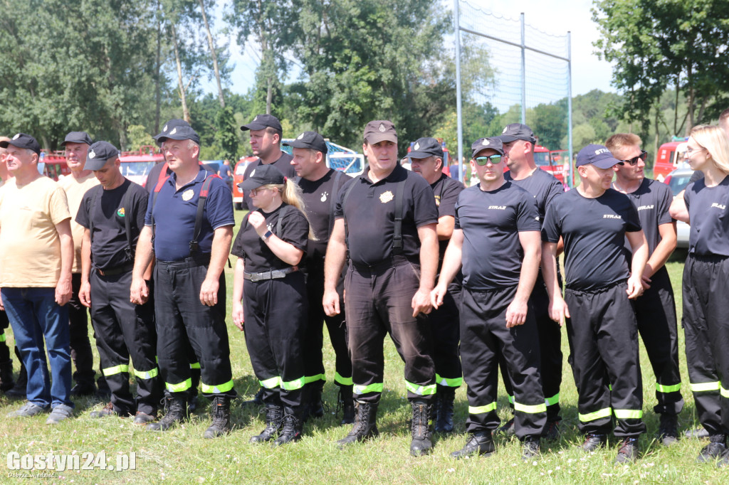 Strażacki Piknik Historyczny w Dzięczynie