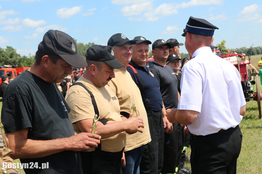 Strażacki Piknik Historyczny w Dzięczynie
