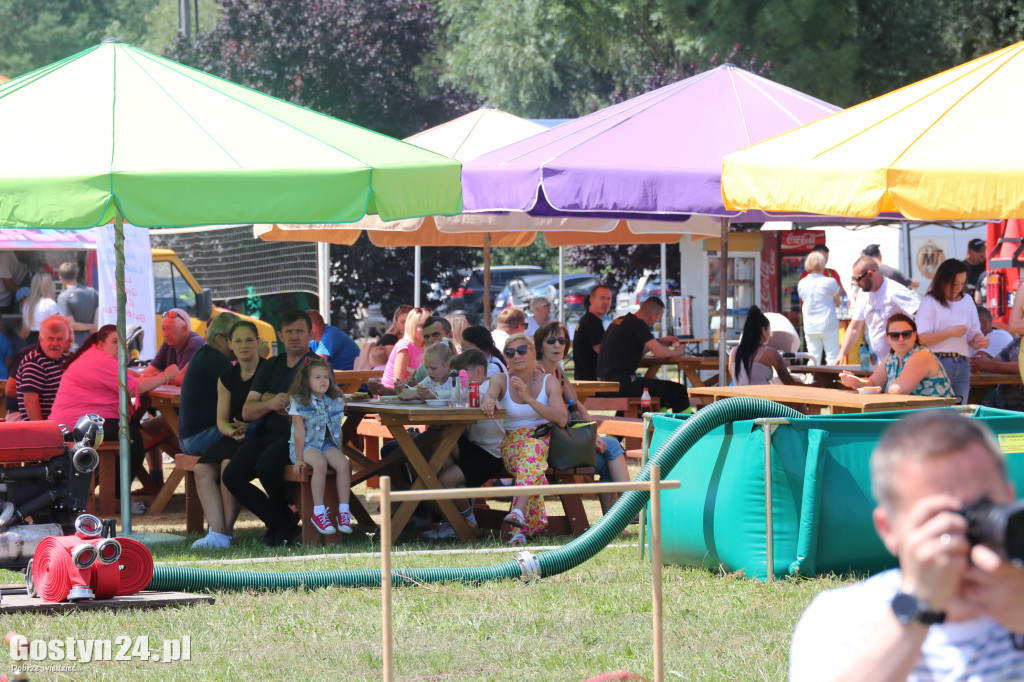 Strażacki Piknik Historyczny w Dzięczynie