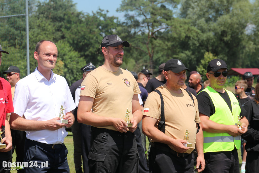 Strażacki Piknik Historyczny w Dzięczynie